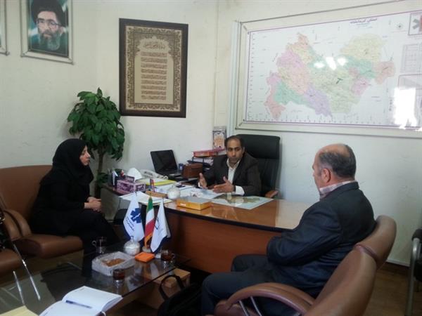 دیدار سرپرست شبکه بهداشت روانسر و همراهان با مدیریت محترم مرکز حوادث و فوریتهای پزشکی استان